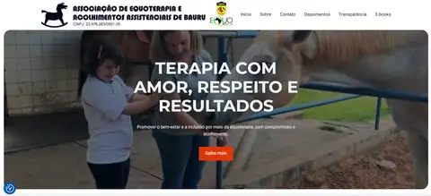 Site do Centro de Equoterapia Bauru